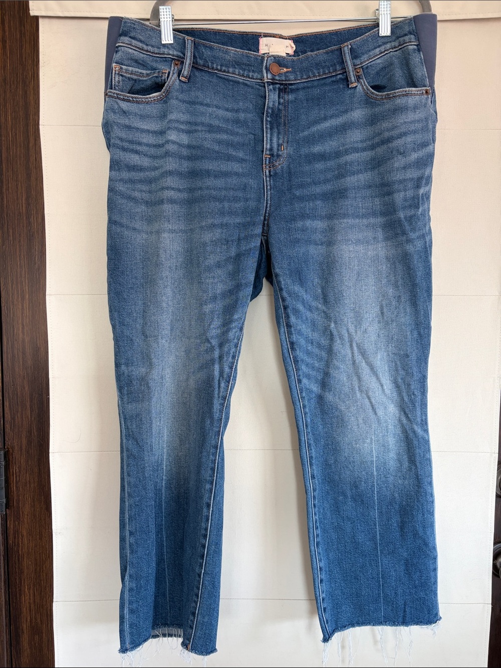 Hatch Maternity Straight-Leg Jeans with Fray Bottom